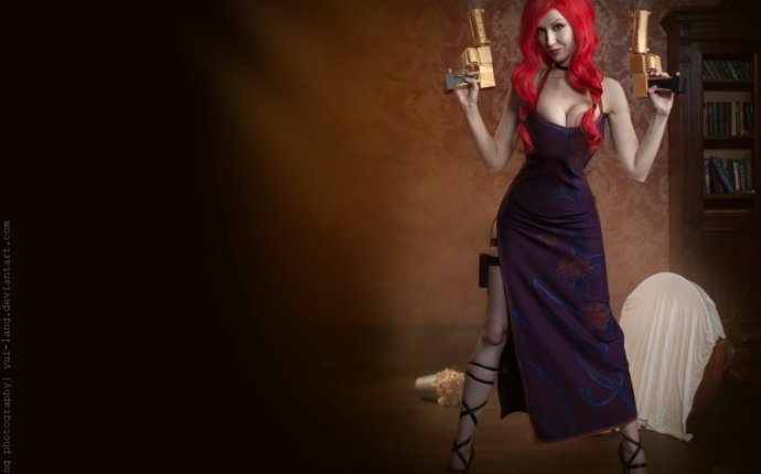 Cosplay Secret Agent Miss Fortune